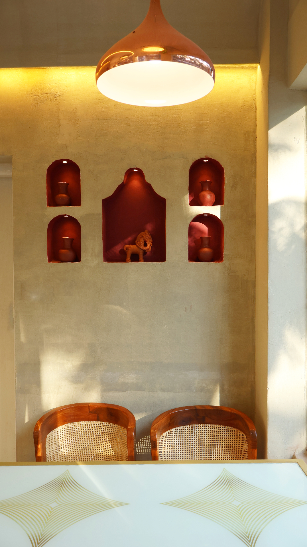 Bulk gifting trays